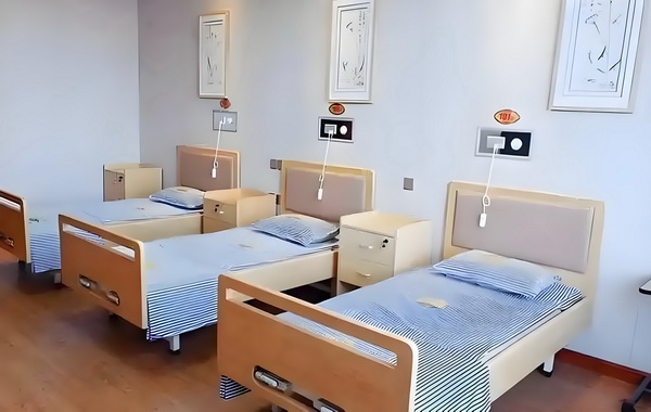 深圳积分入户调干条件_2025暑期档总票房破45亿 谢长在社日晚廷7体上称交媒